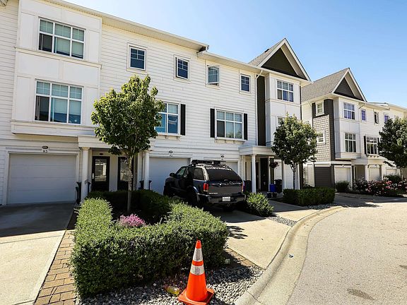 2nd image of 27735 Roundhouse Dr #82