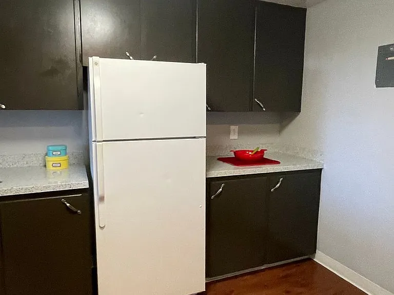 Harvin Apartments — Photo 21
