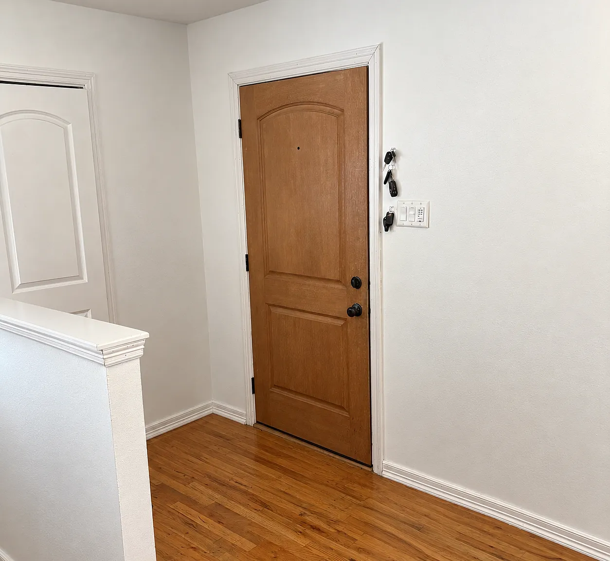 3 bed, 1056 sqft, $1,850 — Photo 2