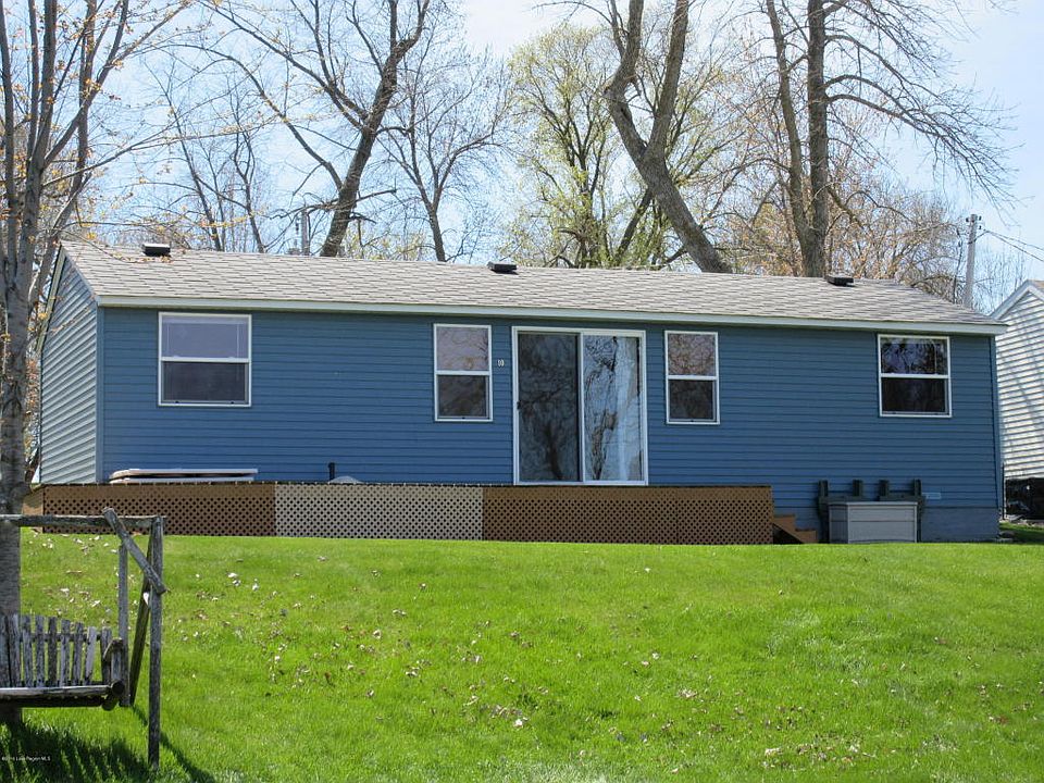 1st image of 41399 Greenwood Trl