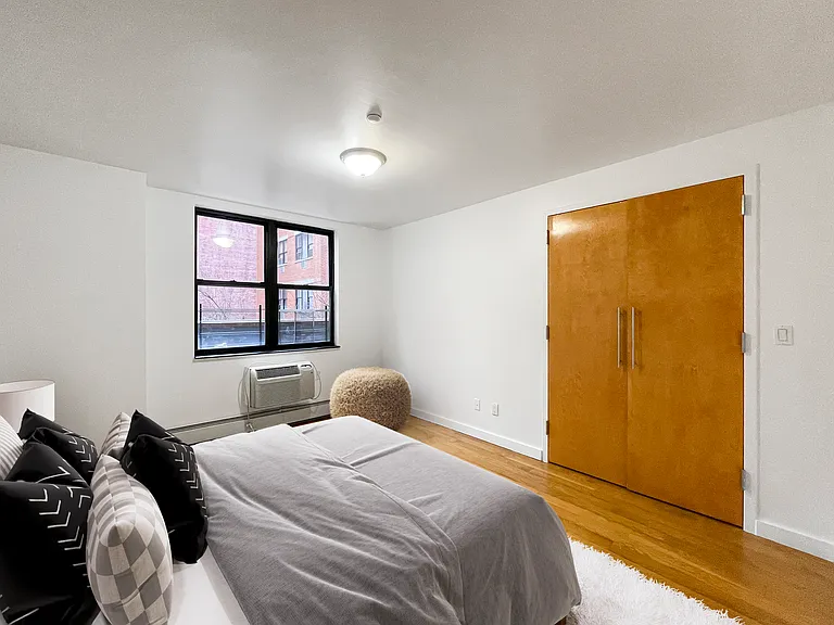 1405 5th Ave #7B — Photo 5