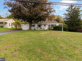 915 Colonial Rd, Harrisburg, PA 17112