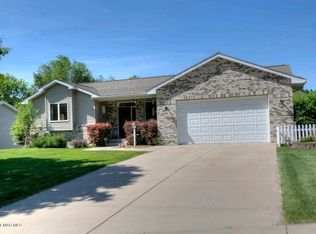 1108 Pioneer Rd, Red Wing, MN 55066