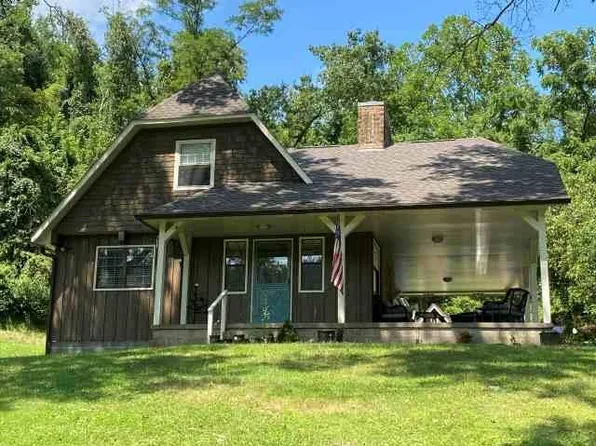 430 Merritts Creek Rd, Huntington, WV 25702