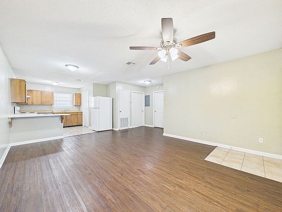 4th image of 1815 Eraste Landry Rd #103A