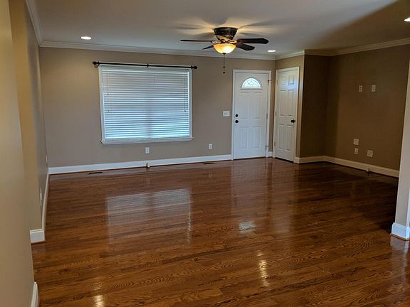 2nd image of 197 Cherry Laurel Trl NE