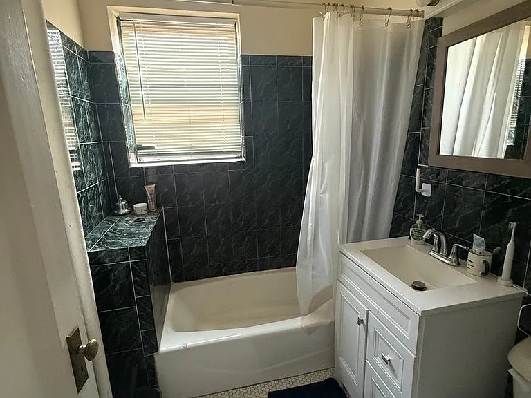 25 Park Vale Ave #11 — Photo 12