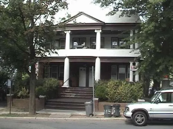 215 Washington St, East Orange, NJ 07018