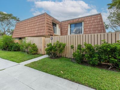 855 Blue Ridge Circle #855, West Palm Beach, FL, 33409