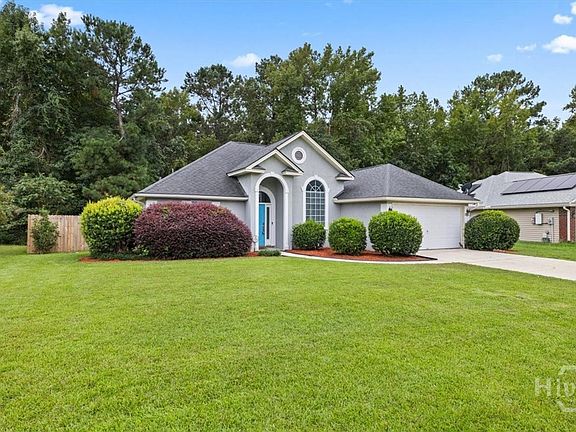 5th image of 233 Longleaf Circle