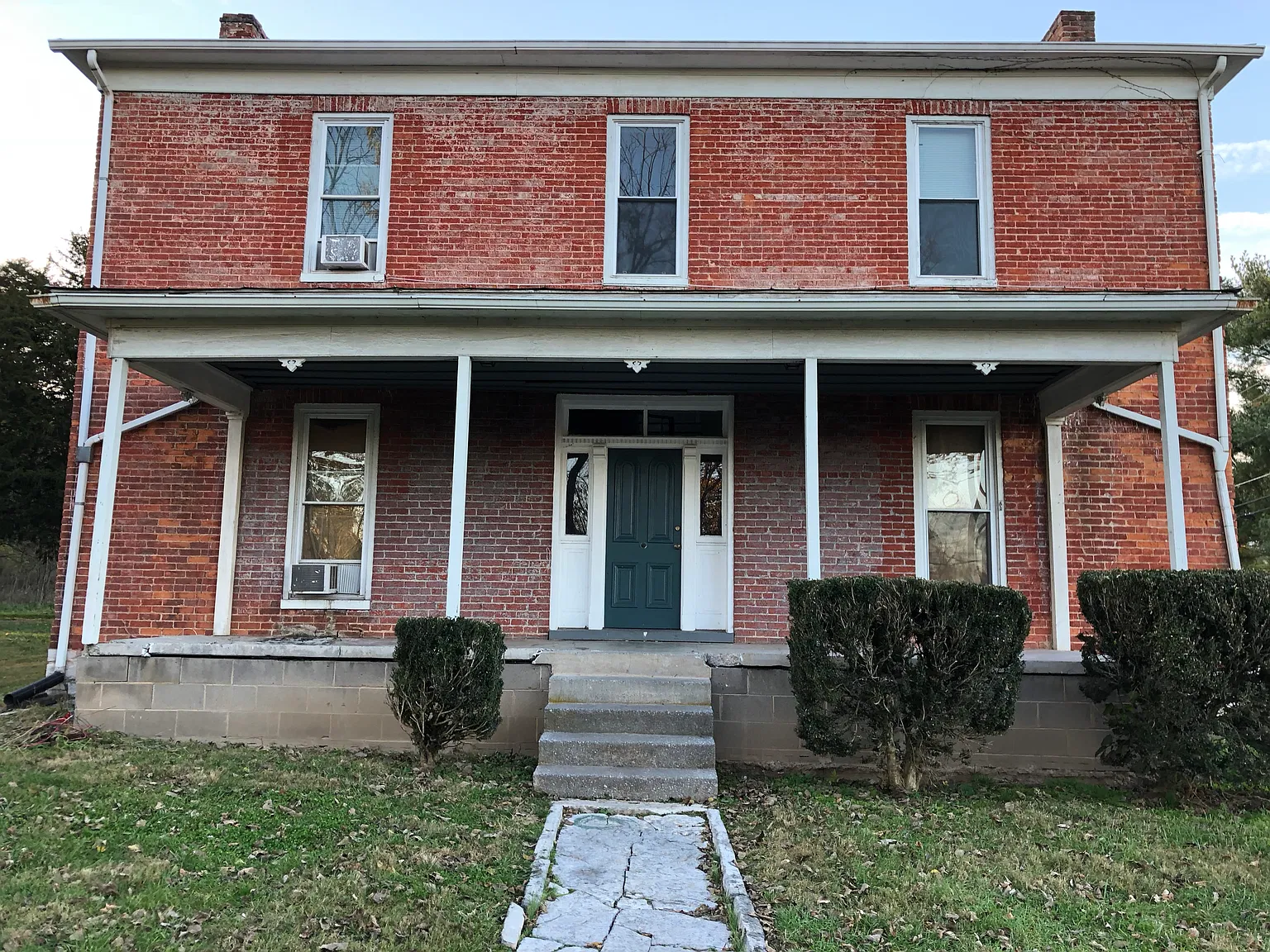 2 bed, 1450 sqft, $1,500 — Photo 1