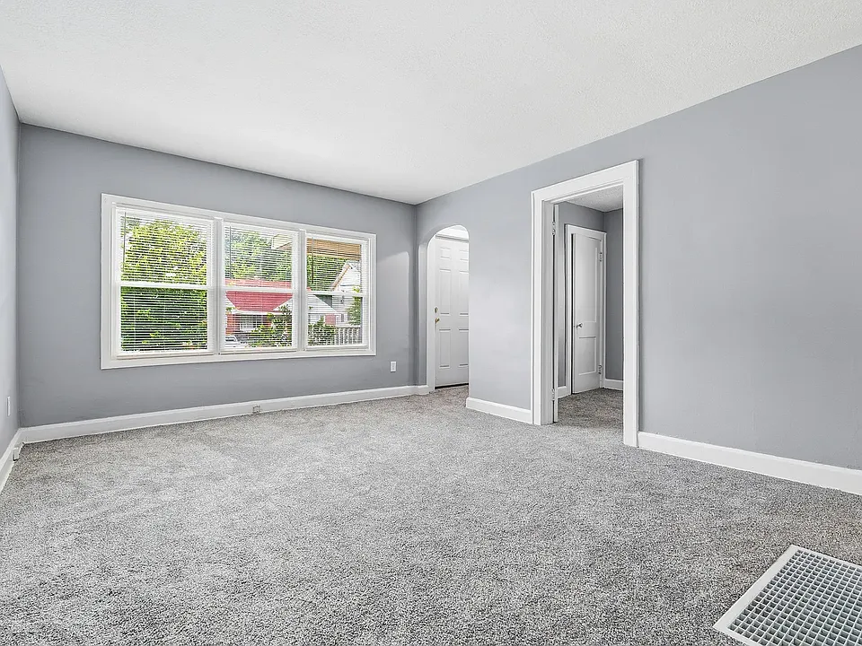 491 & 493 Delmar Ave #493
