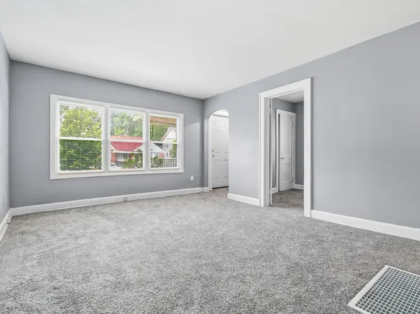 491 & 493 Delmar Ave #493, Akron, OH 44310