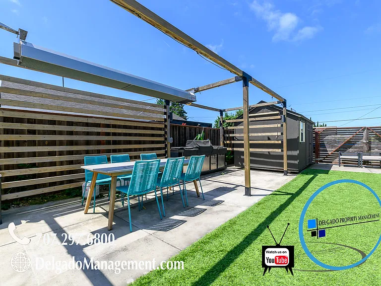 211 Crawford Way — Photo 35