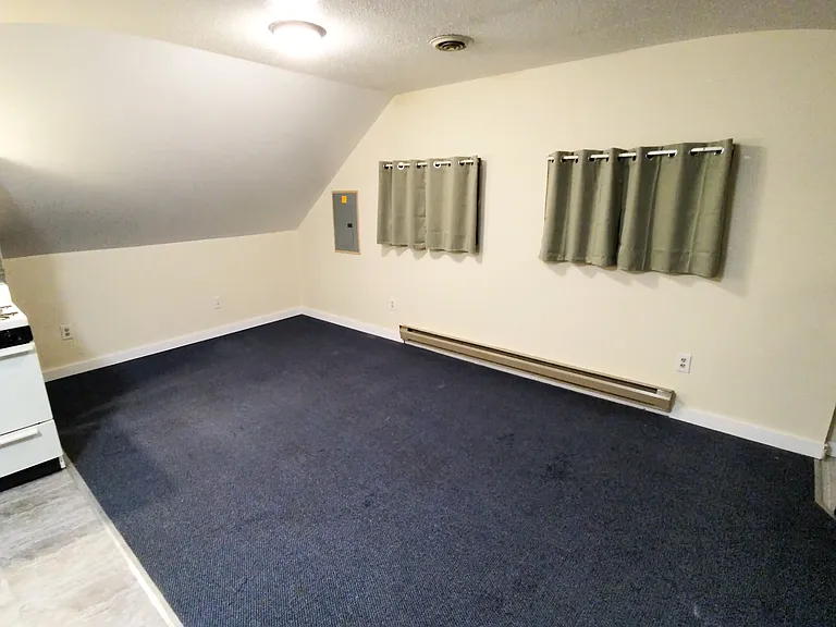 4 Mechanic St #B3 — Photo 23