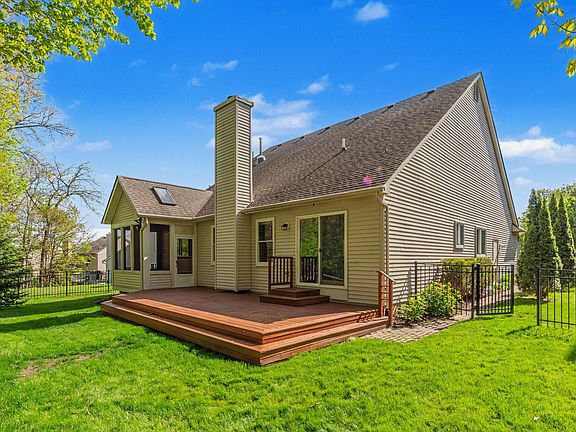 5th image of 3129 Earlmoore Ln