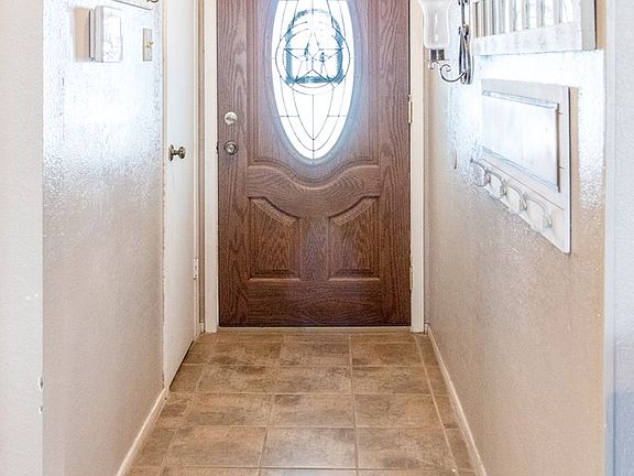 2nd image of 4504 Belton Pl