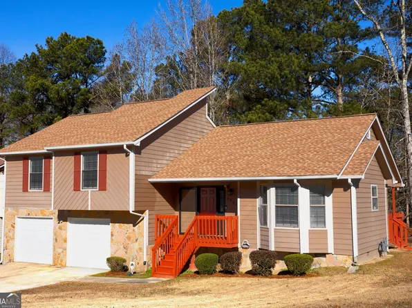 3325 Estate Lake Dr, Fairburn, GA 30213