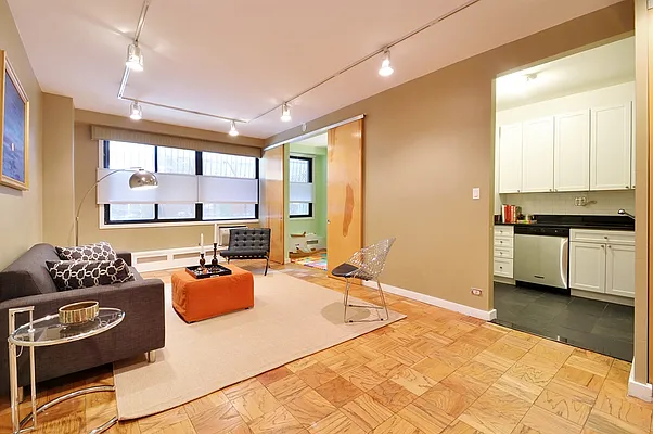 Sold by Corcoran | media 15