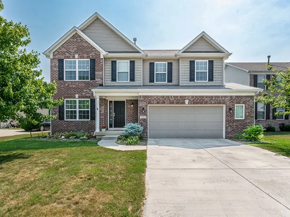 7823 Wahlberg Dr, Zionsville, IN 46077