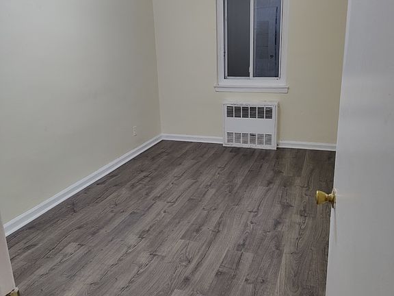 4th image of 4216 69th St
