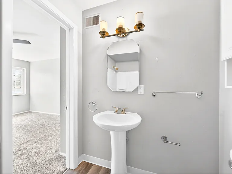 301 Bigham St #2 — Photo 11