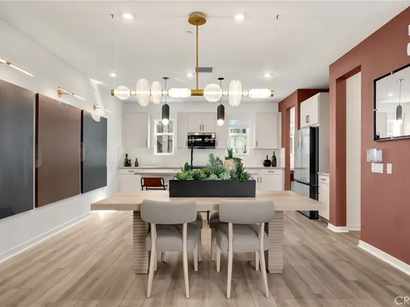 101 S Laxore St #203, Anaheim, CA 92804