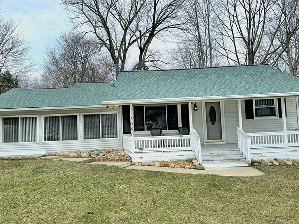 5080 Dove Rd, Smiths Creek, MI 48074