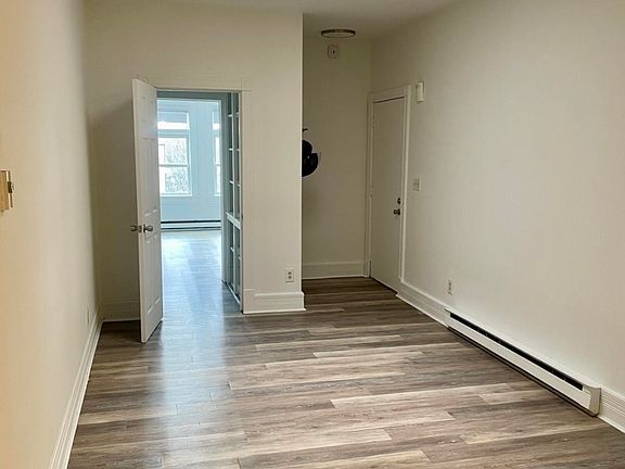 2nd image of 230 Joslen Blvd