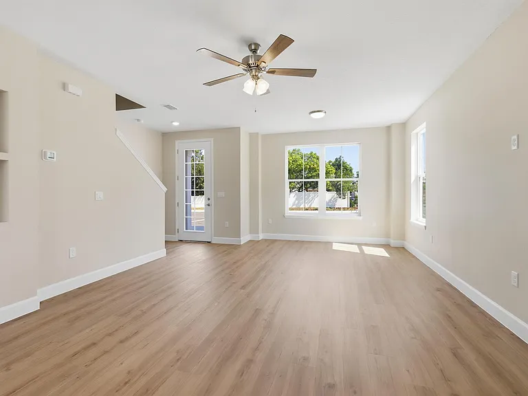 216 S Florida Ave #2 — Photo 7