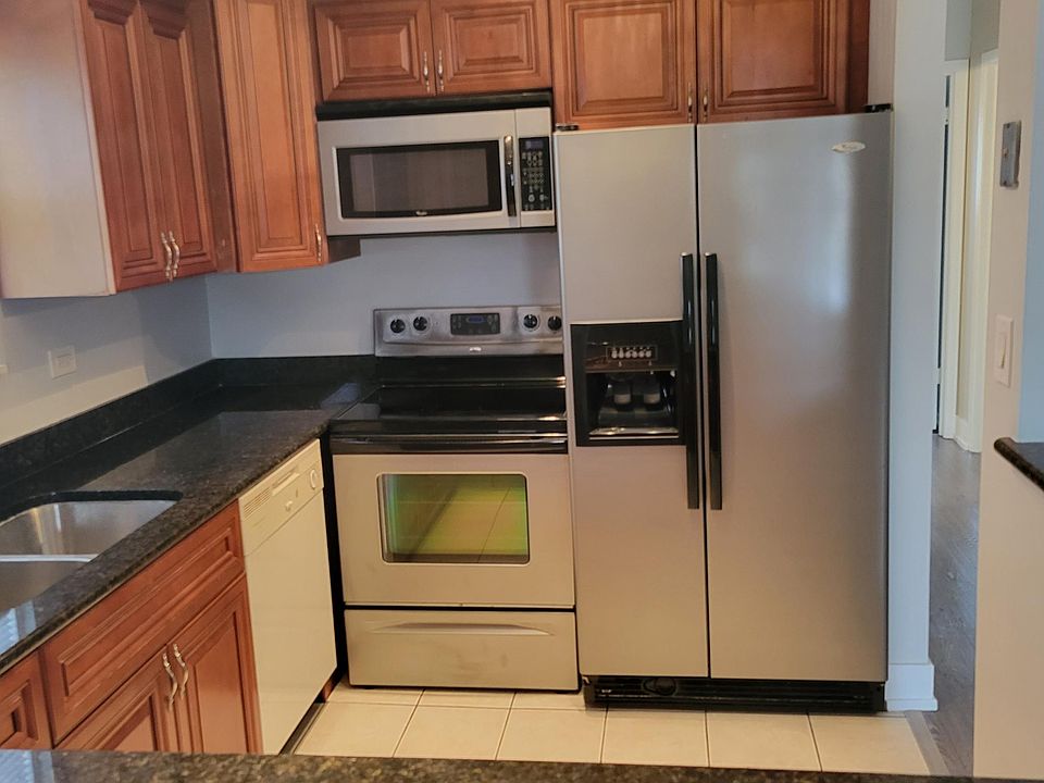 1st image of 2420 Randall Ln #3A