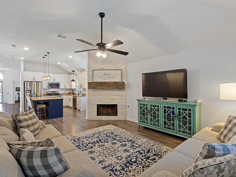 312 Scarlet Oak Dr — Photo 5