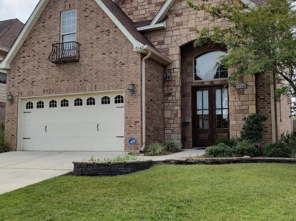 17142 Palm Ridge Dr, Diberville, MS 39540