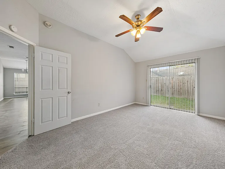 10530 Rippling Fields Dr — Photo 19