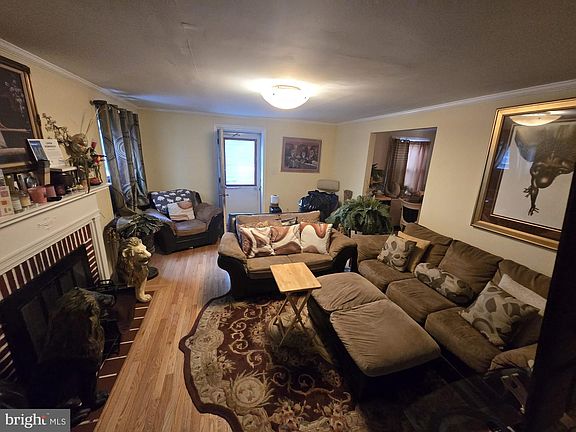 2nd image of 3725 Patterson Ave