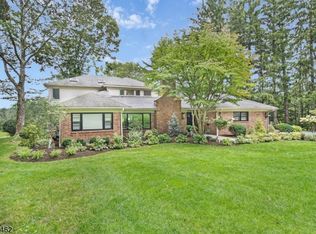 307 Hilltop Rd, Mendham, NJ 07945
