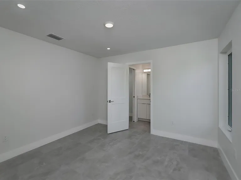 310 Hibiscus St #B — Photo 39