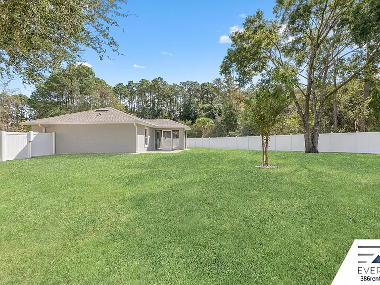 12 Walt Pl — Photo 40
