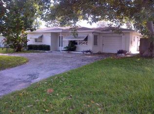 8717 112th St, Seminole, FL 33772