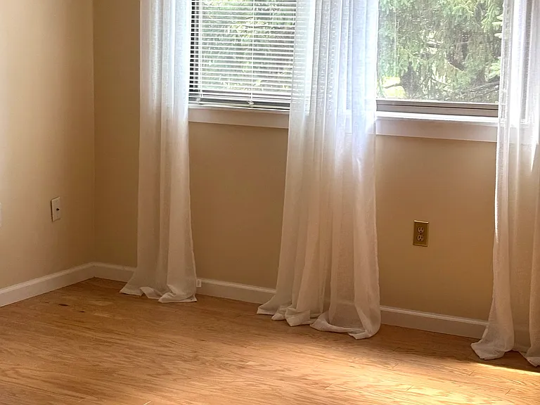 19 Greenbriar Dr — Photo 15