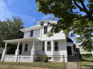 160 Preston St, Ridgefield Park, NJ 07660