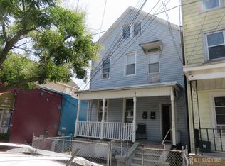 287 Washington St, Perth Amboy, NJ 08861