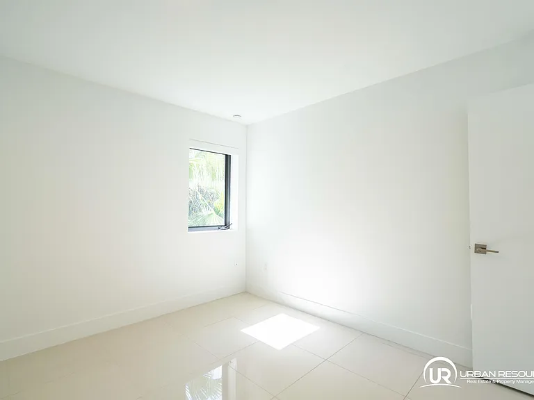 1971 Bay Dr #124 — Photo 15