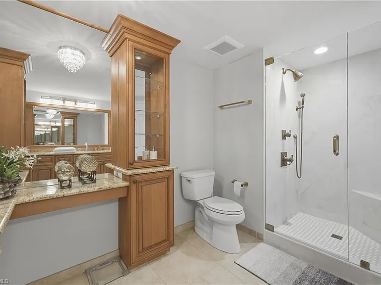 7515 Pelican Bay Blvd #5B — Photo 29