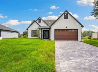 5323 Billings St, Lehigh Acres, FL 33971