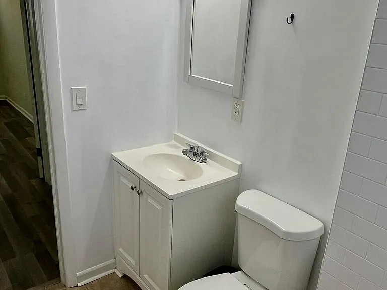 8903 Hipps Rd — Photo 11