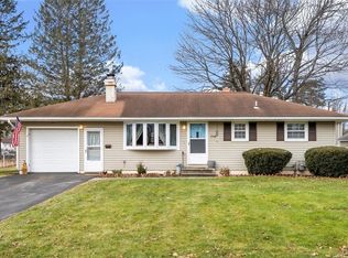 715 Wilbain Dr W, Utica, NY 13502