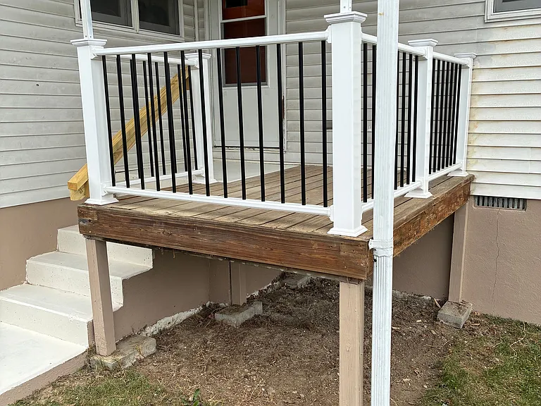 314 Thompson Ave — Photo 5