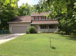 8933 Gettysburg Dr, Twinsburg, OH 44087