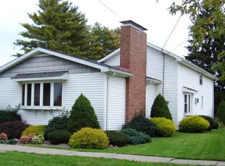409 Center St, Conneautville, PA 16406